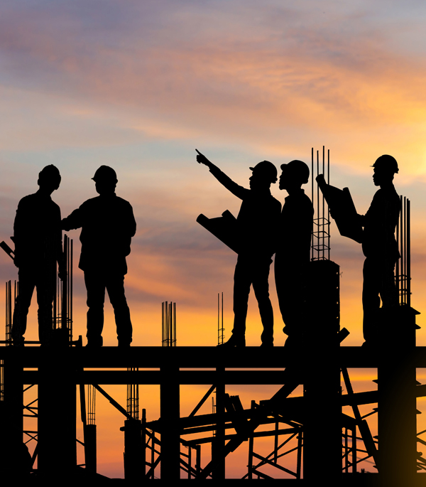 Silhouette,Of,Engineer,And,Worker,On,Building,Site,,Construction,Site